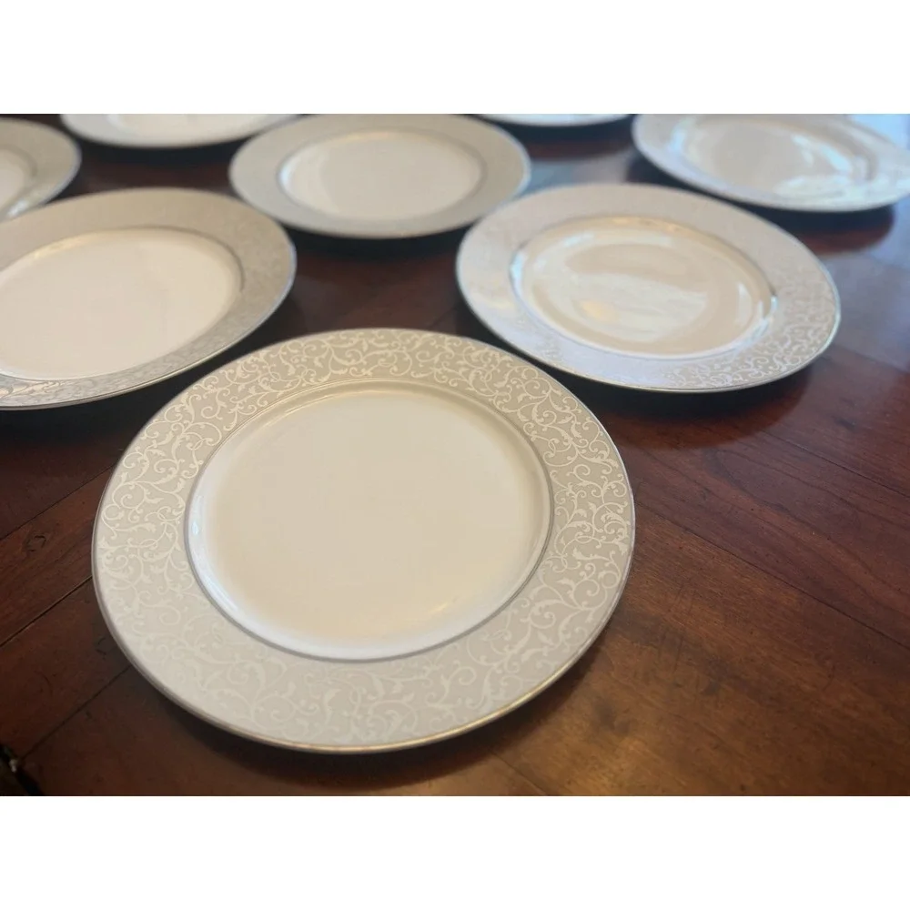 Set of 6 Mikasa Parchment Dinner Plates 10.75